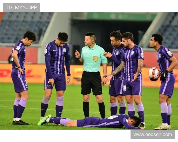 中国足球明星因违规行为遭重罚引发舆论热议与反思