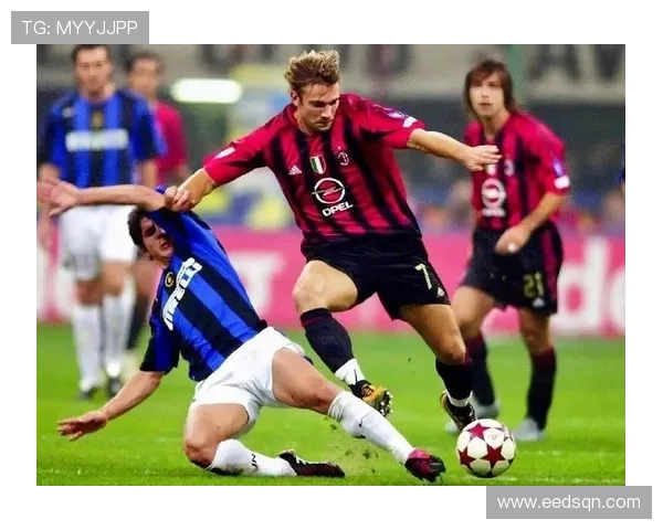 世界足坛大中锋足球明星盘点与他们的辉煌成就分析