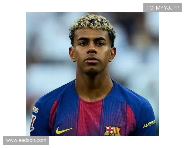 全球足球明星谁的名气最高引发球迷热议和讨论